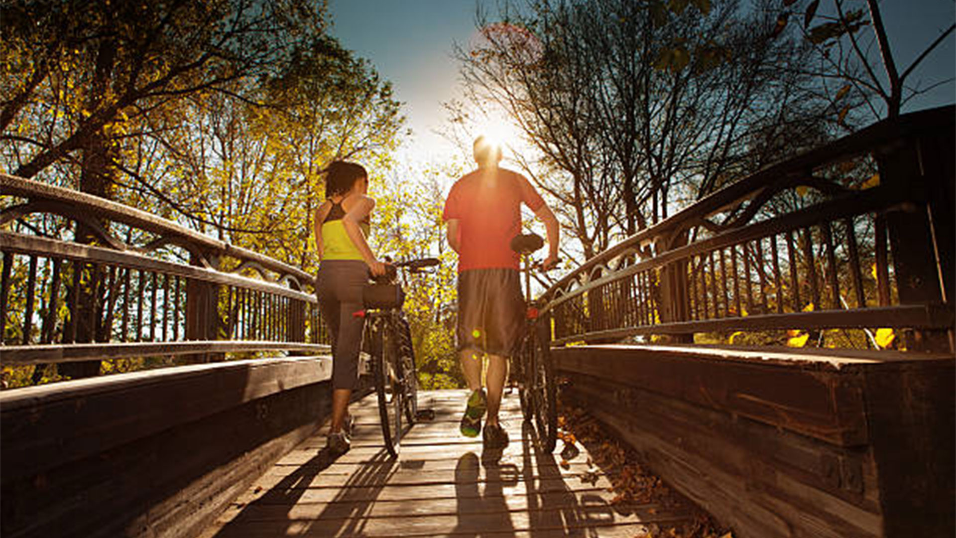 MHS_Hero_istockphoto-487474646-612x612bikebridgecouple